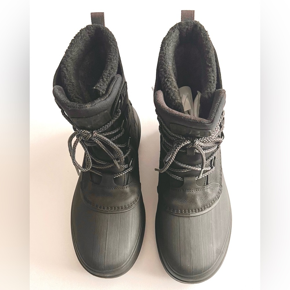 Helly Hansen Black Men's Gamvik Insulated Winter Boots